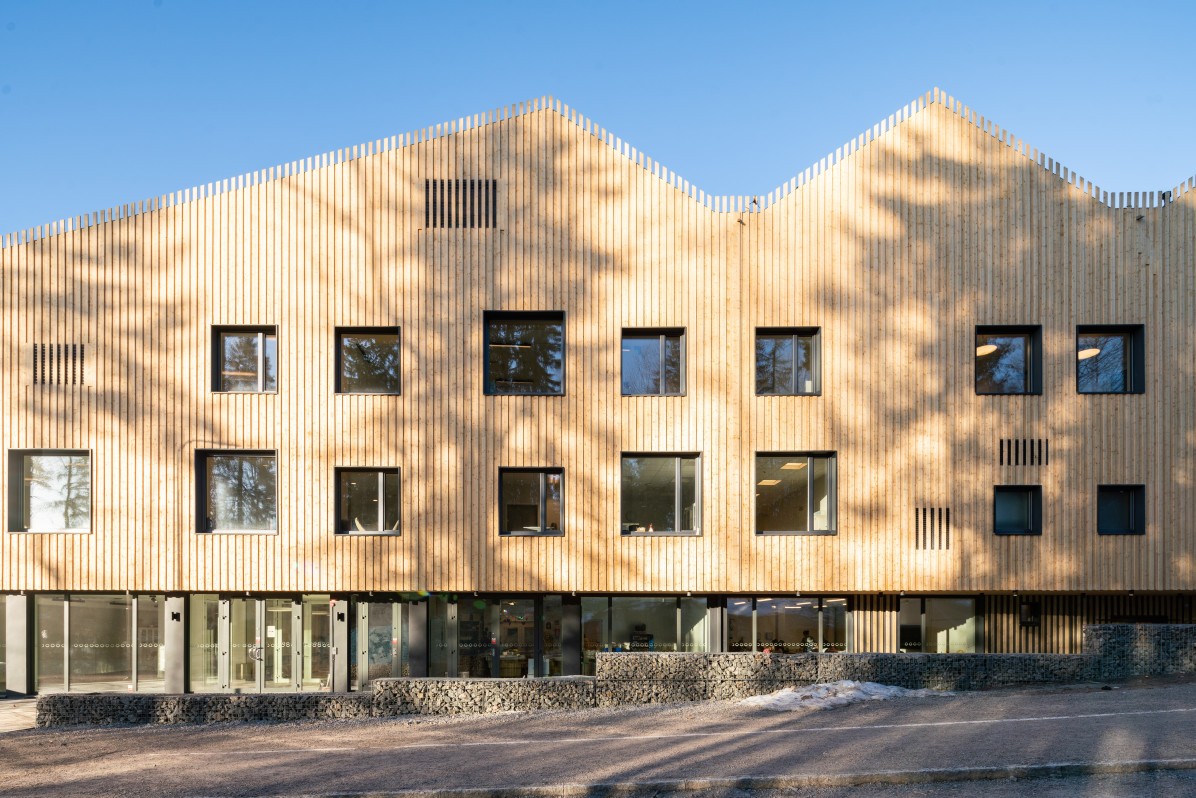 Skapaskolan i Huddinge av Street Monkey Architects, fotograferat av arkitekturfotograf Mattias Hamrén.