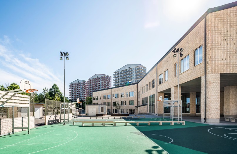 Sjöviksskolan in Årstadal by Max Arkitekter, photographed by architectural photographer Mattias Hamrén.