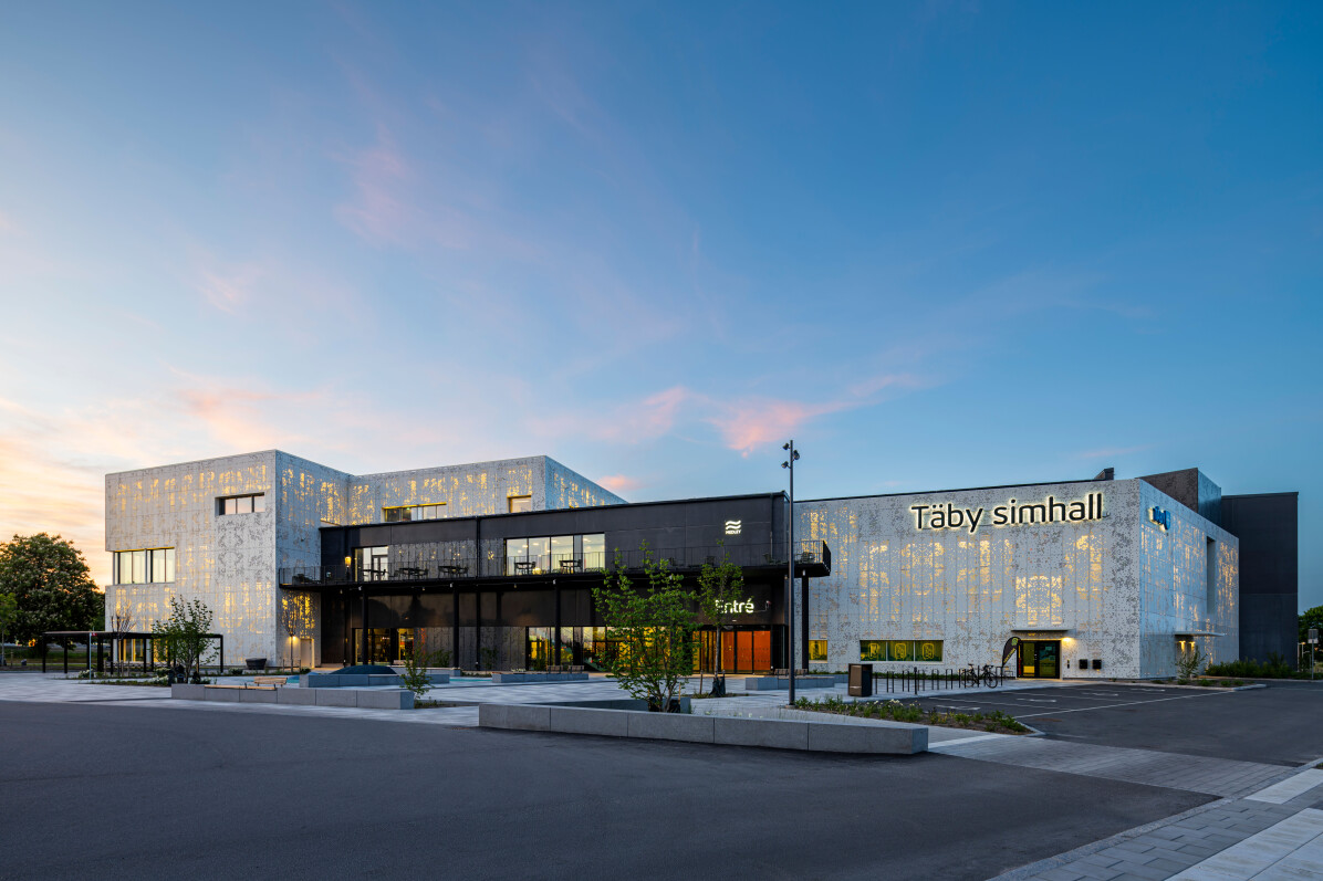 Täby simhall, fotograferat av arkitekturfotograf Mattias Hamrén