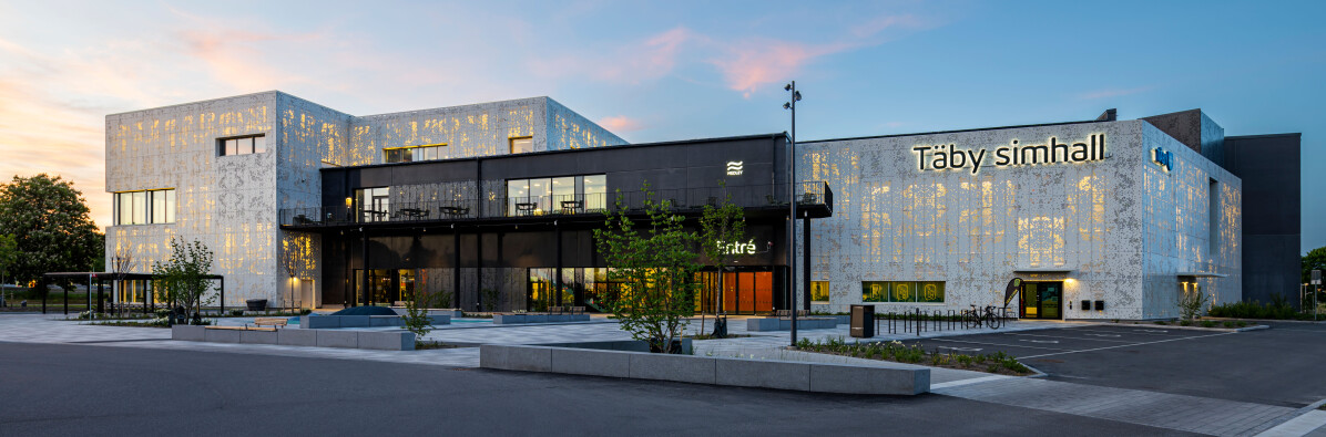 Täby simhall, fotograferat av arkitekturfotograf Mattias Hamrén