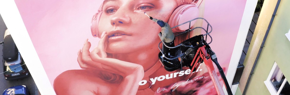Urban Ears mural advertisement, film by Mattias Hamrén.
