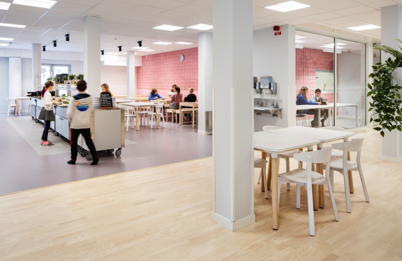 The lunch room of Skapaskolan in Huddinge.